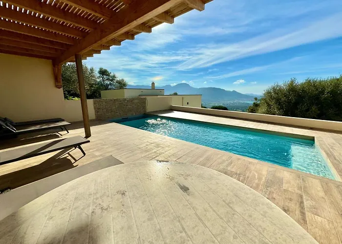 Super Villa Moderne Corbara Vue Mer